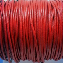 CCR25 / Cordón cuero redondo 2.5mm. Rojo. 1 Metro.